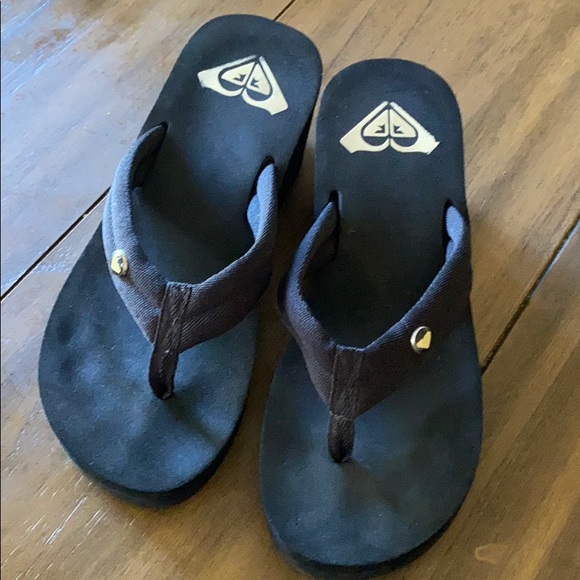 Roxy Wedge Flip Flops Size 8